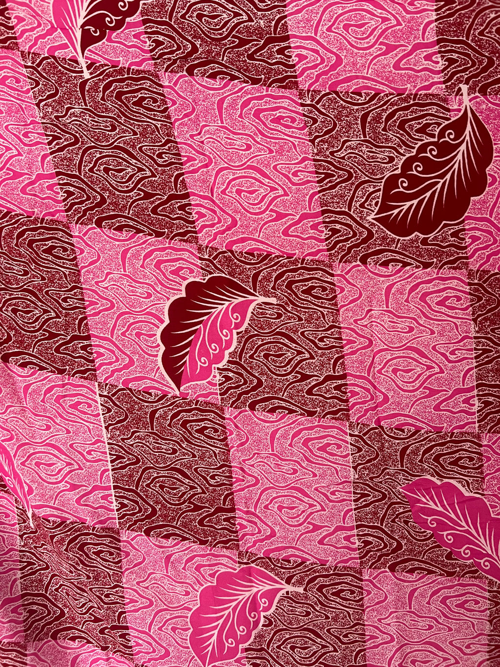 Pink Feather - Beach Sarong