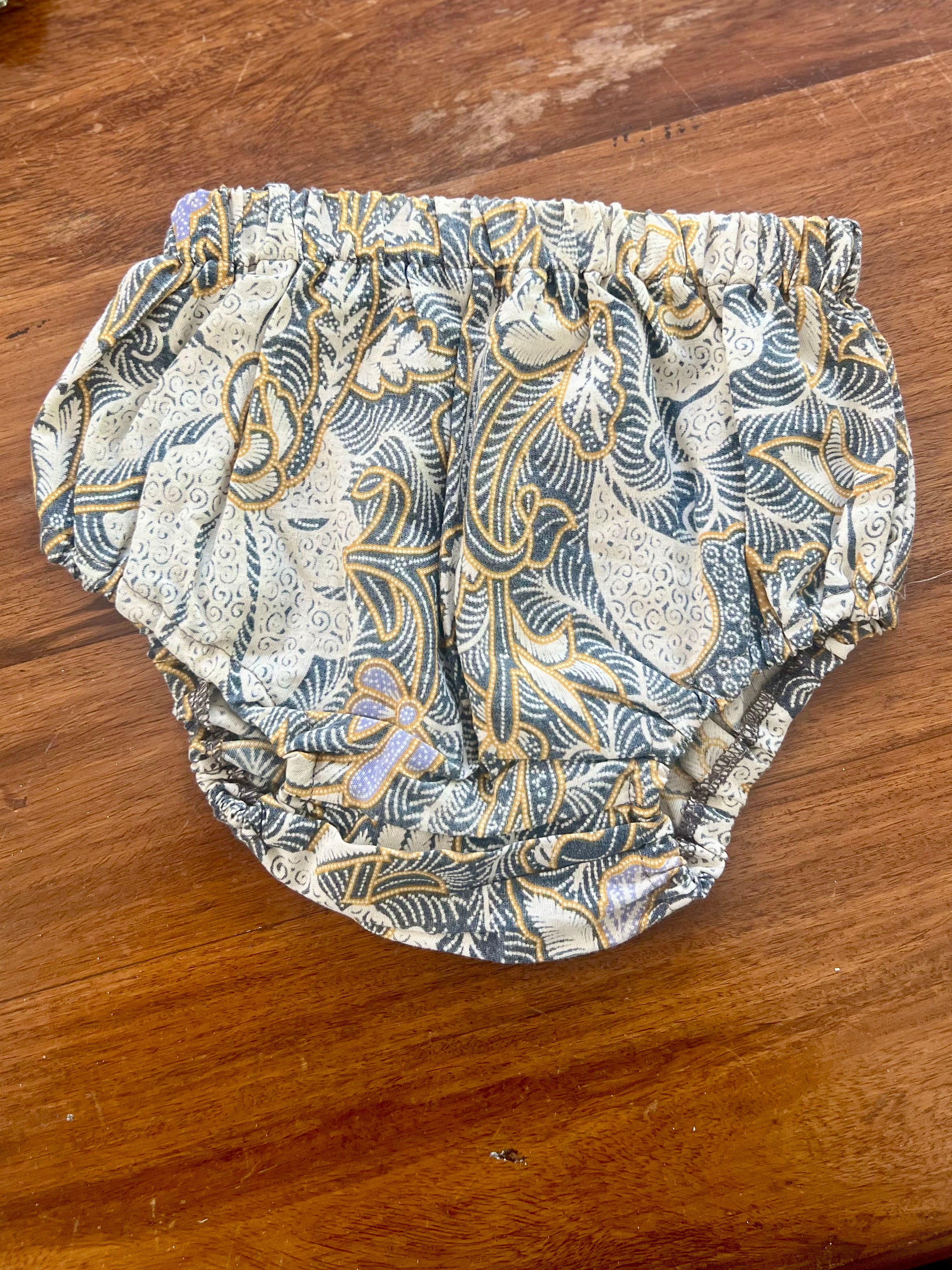 Batik Bloomers