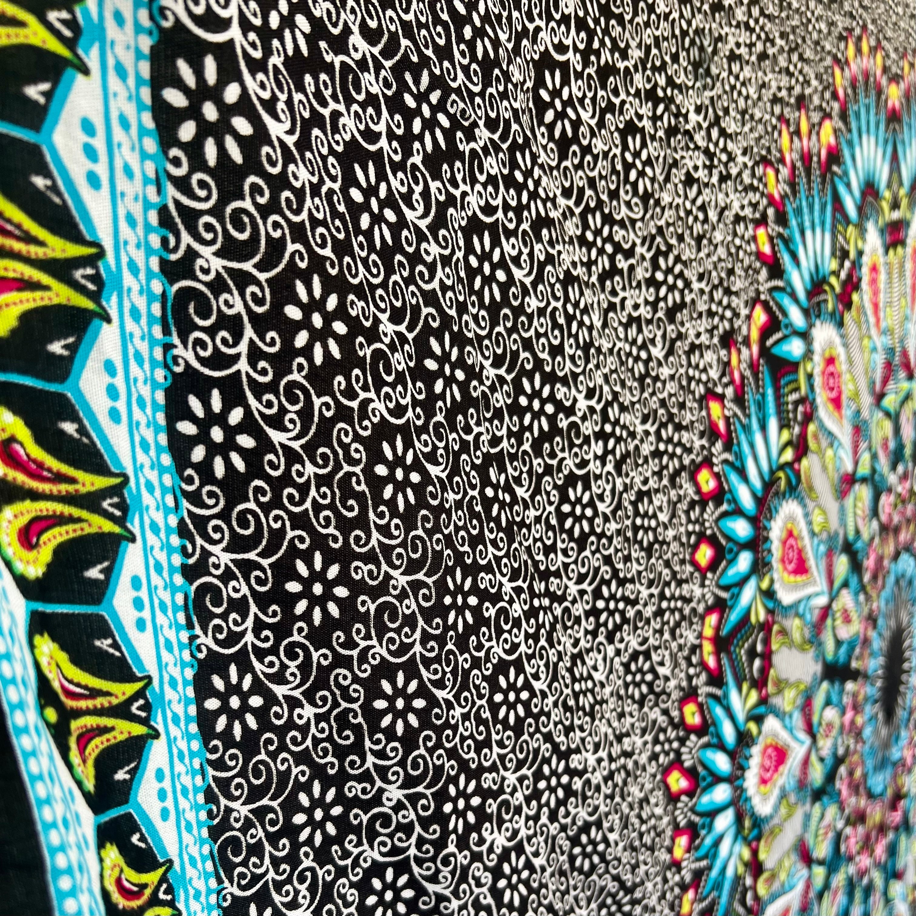 Black & Blue Mandala - Beach Sarong